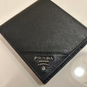 Prada Saffiano Leather Men's Wallet (Black)